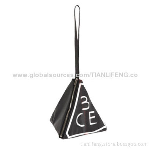 Fashion triangle cosmetic bag, new style